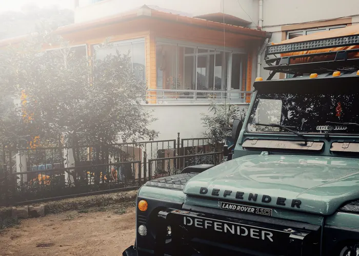Defender 110 Td5 Station